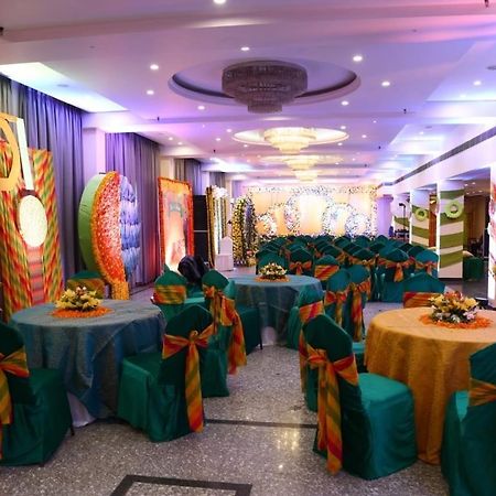 Hotel Krishna Palace Ayodhya Eksteriør billede