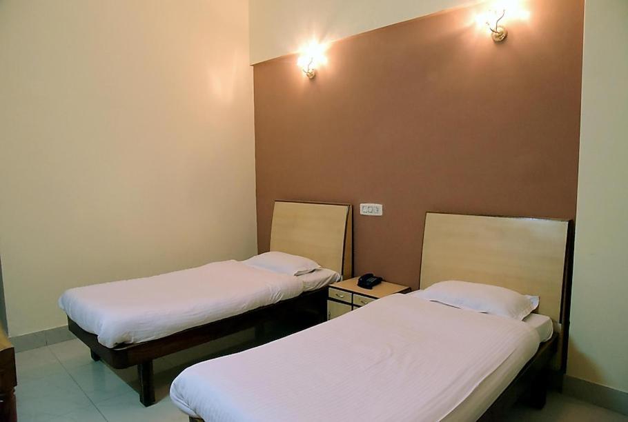 Hotel Krishna Palace Ayodhya Eksteriør billede